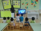 这是我们的外教课，我们都很期待呢！因为老师会和我们做游戏学习英语！
